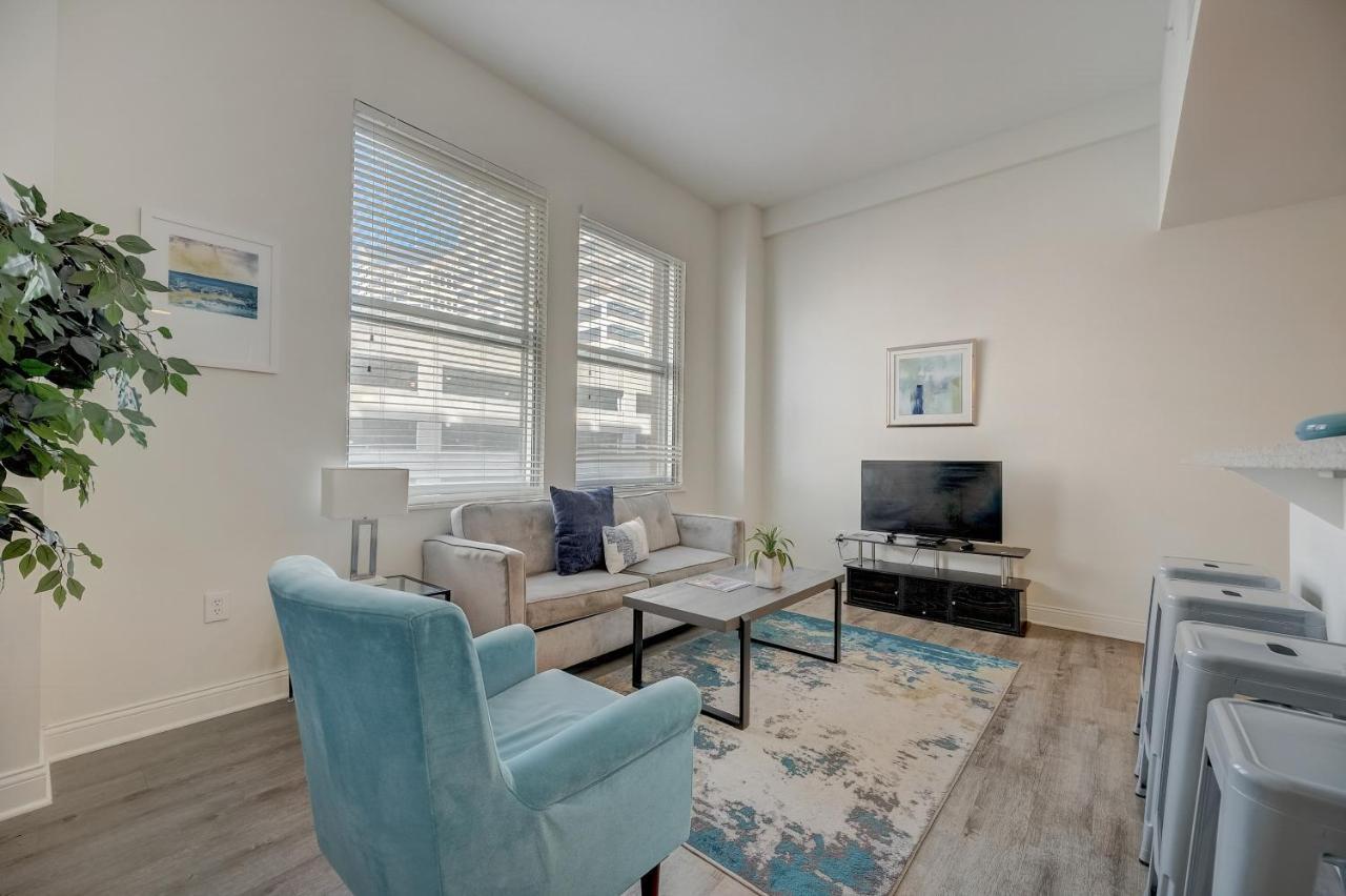 Frontdesk Penn Street Tower Apts Downtown Indy Apartment Indianapolis Luaran gambar